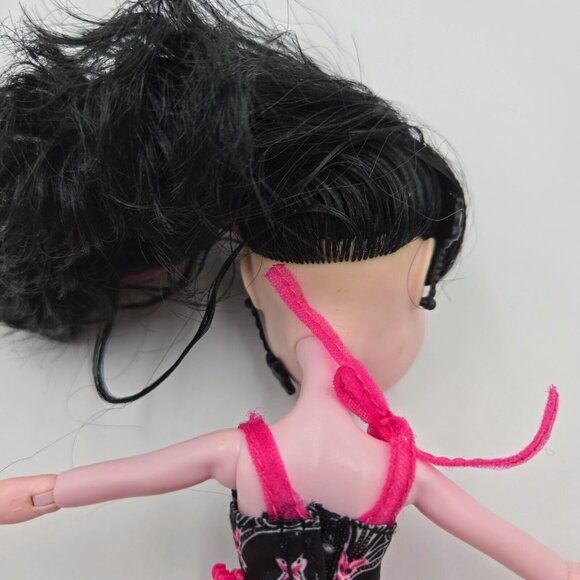 Monster High Draculaura Frights Camera Action Black Carpet Doll Mattel 2008 Read - Picture 12 of 16